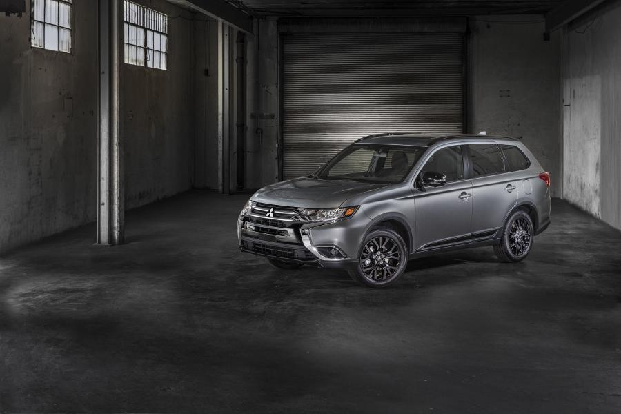  Mitsubishi Outlander Limited Edition 2018 года  (NA) (фото 3 из 6)